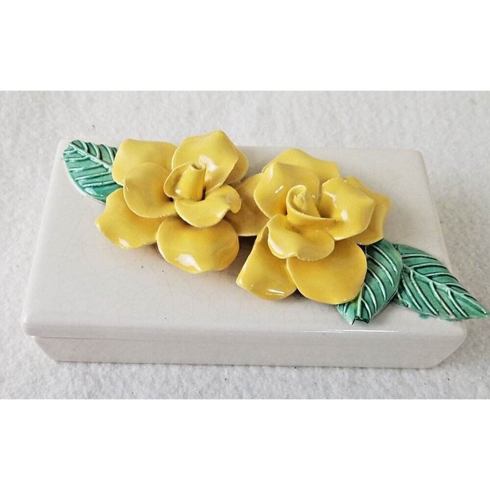 Vintage Porcelain Vanity yellow‎ rose leaf Floral Trinket Jewelry Box Embossed